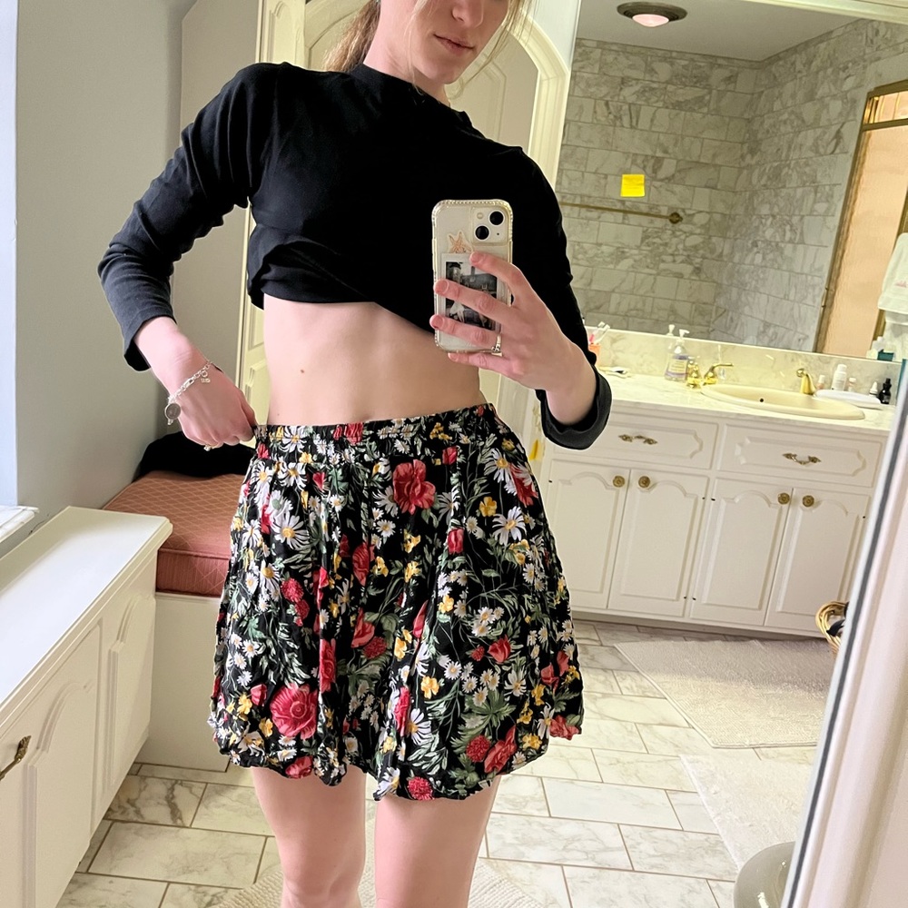 Brandy Melville floral skirt